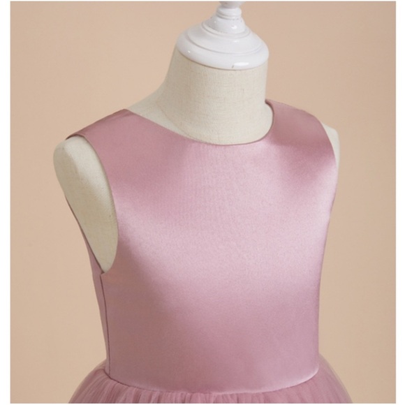 NWT Flower Girl Dress SIZE 4 5 Dusty Rose wedding party JJ’s House Heart cut out - Picture 4 of 13